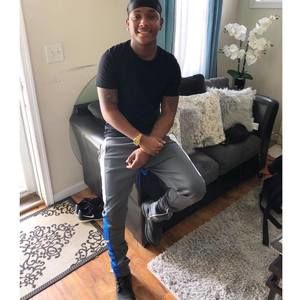 Meet your Posher, Jonathan